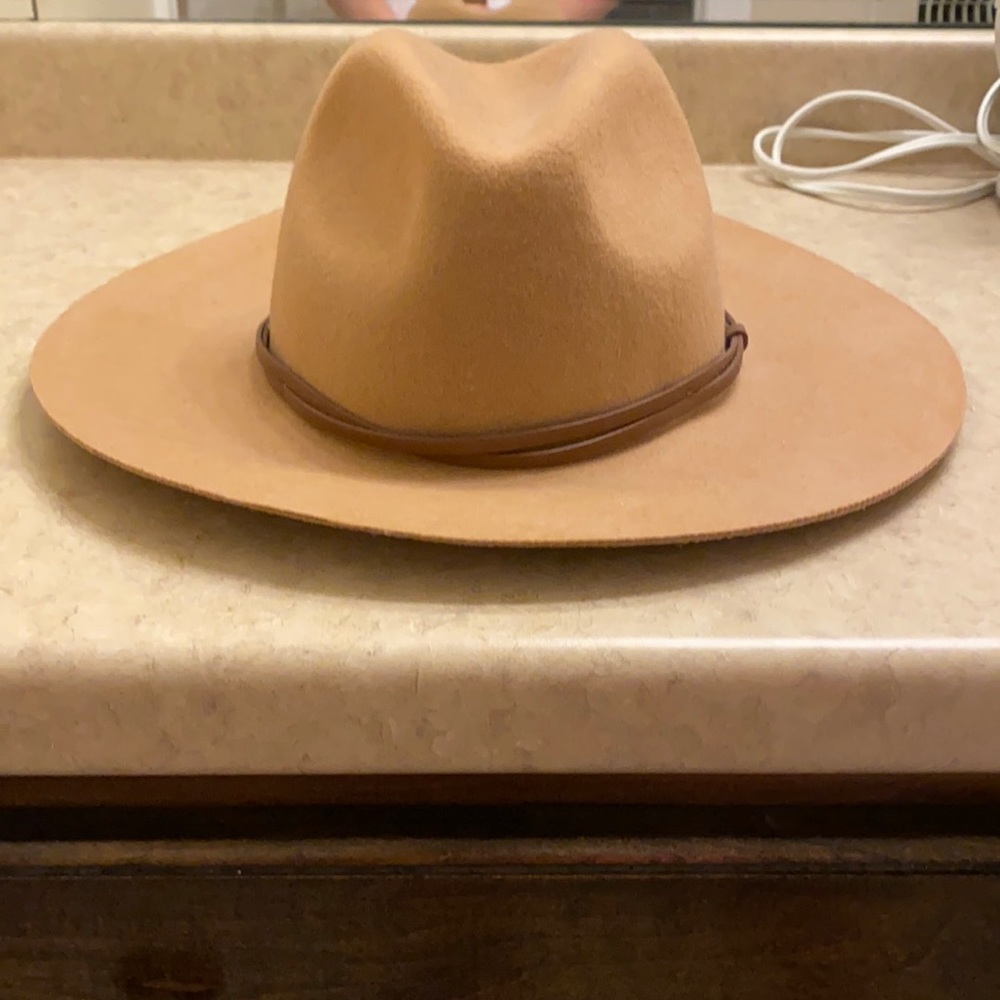 Urban outfitters felt hat